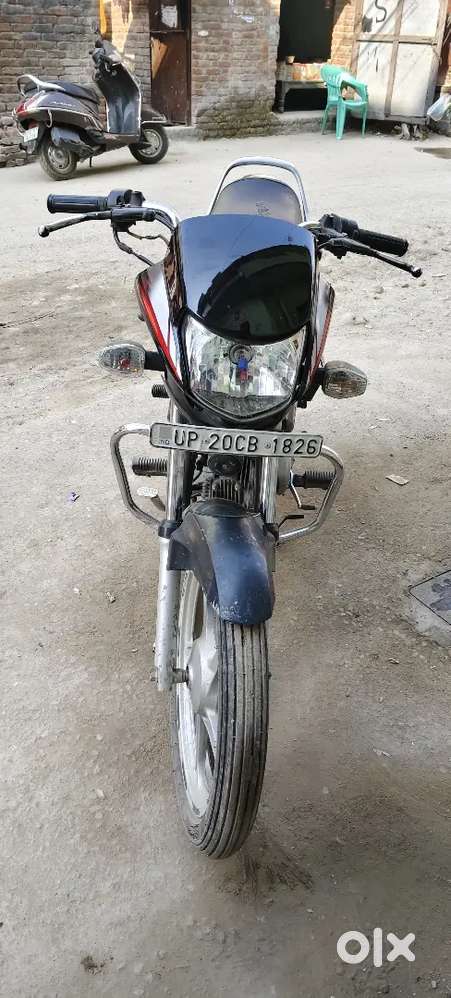 New condition bike very less used khadi hui gadi he..