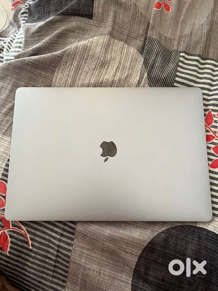 Macbook pro A2141.  i9/16/1TB