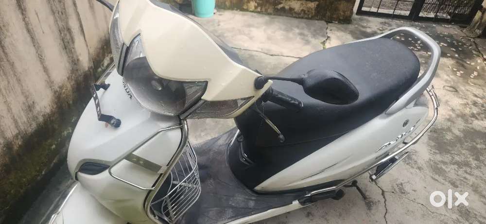 Activa 3g with good condition