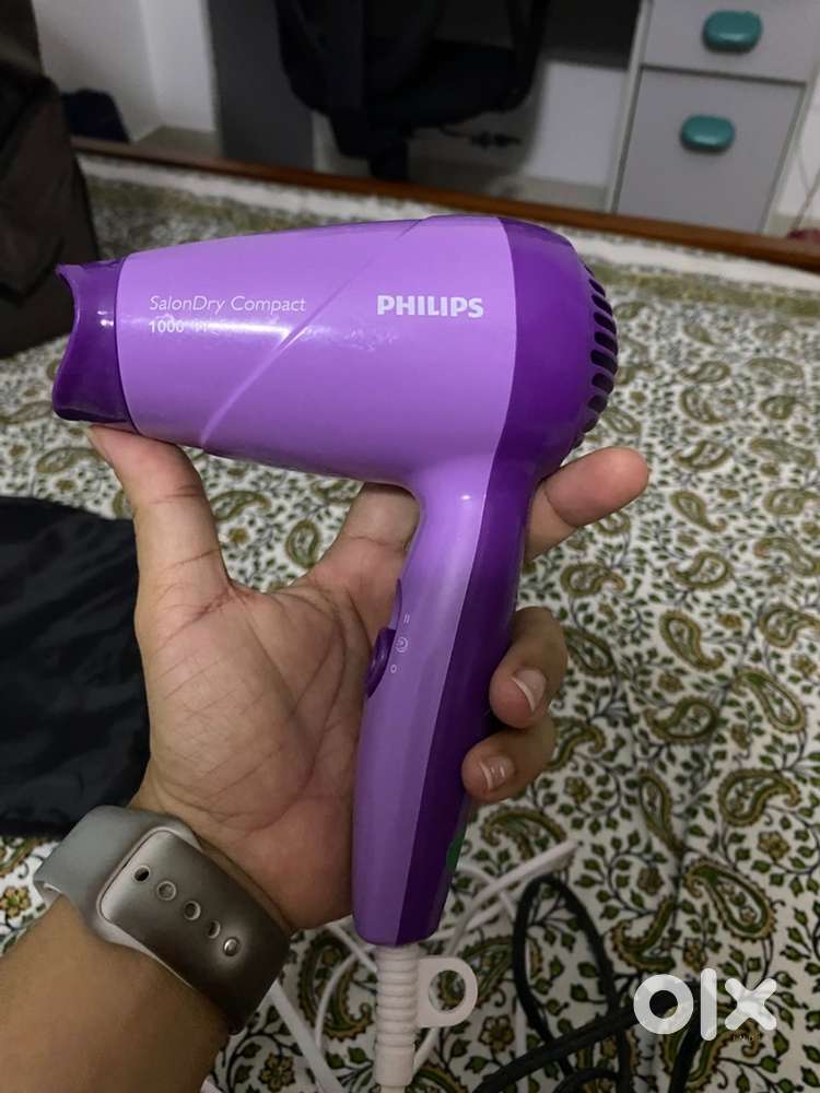 Hair straightner and blow dryer