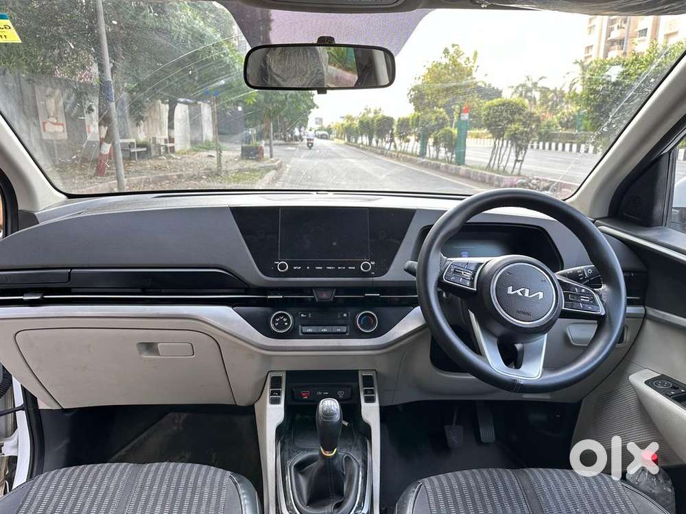 KIA CARENS NOVEMBER 2023