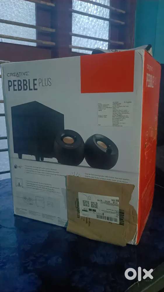Creative pebble plus