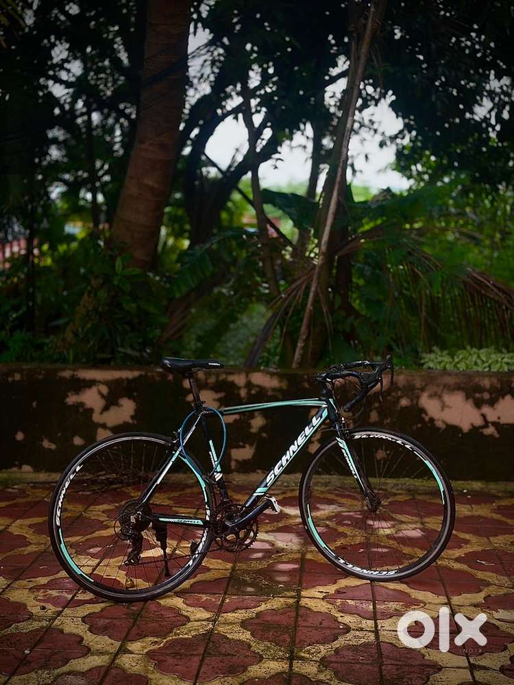 Schnell road bike