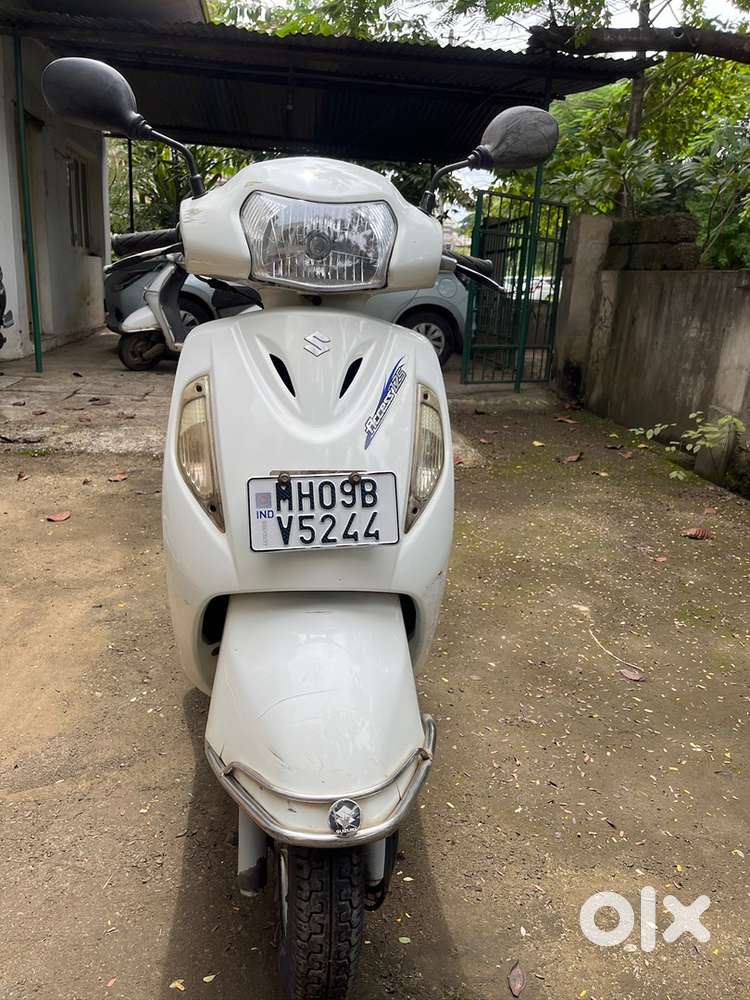 Access 125 single owner top condition