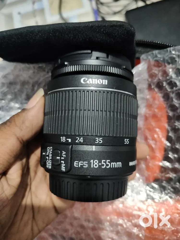 Canon EOS 2000D