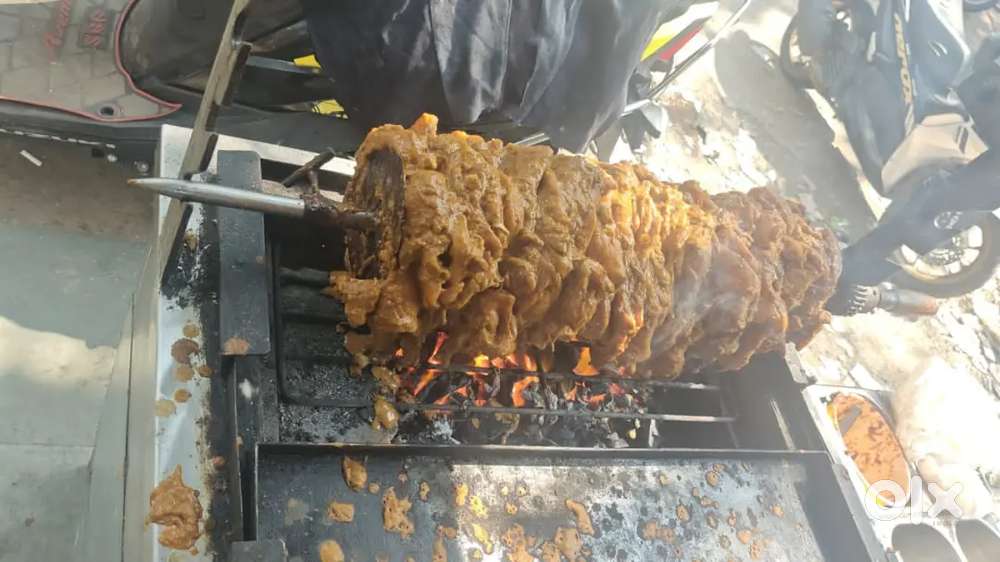 Charcoal shawarma chef