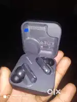Bluetooth headphones