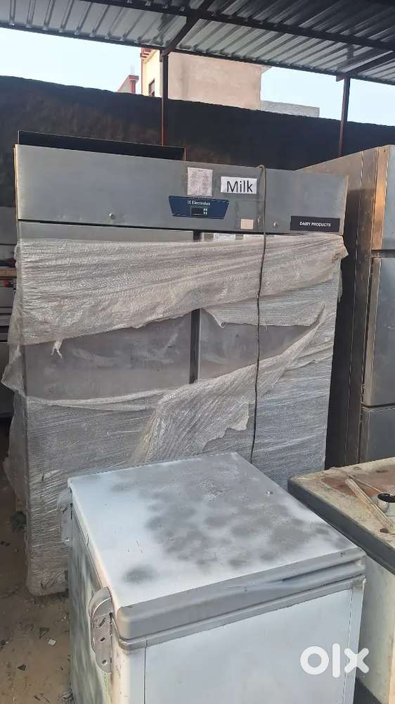 Restaurant /  Kitchen 4 door fridge