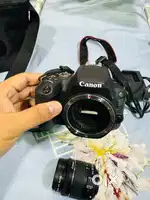 Canon eos 200D