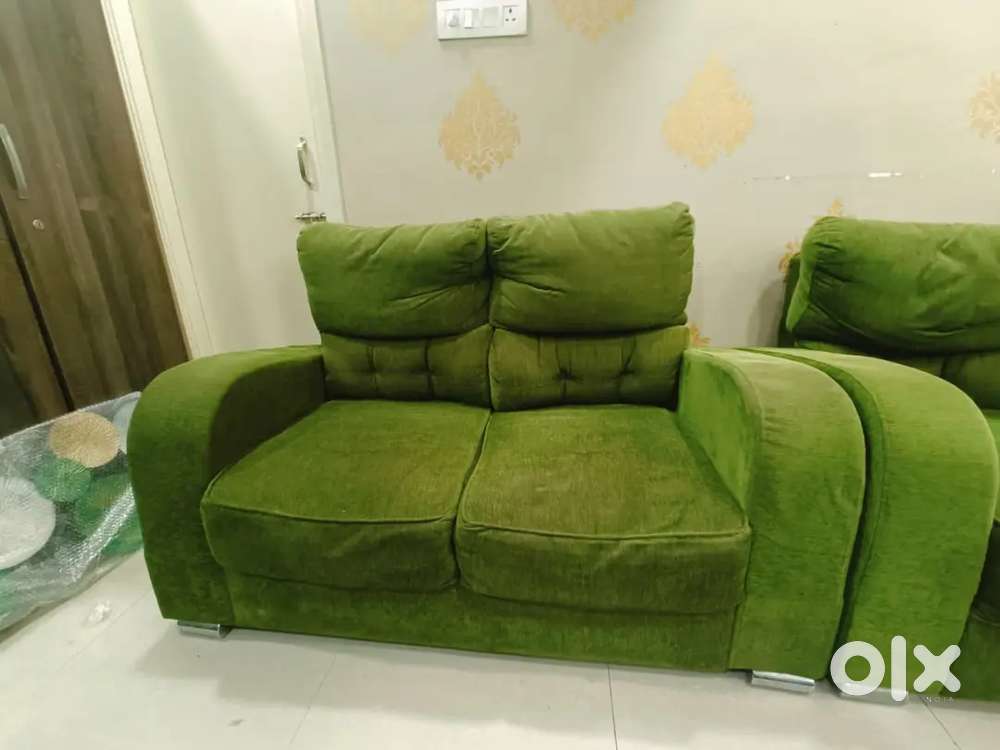 3+2 sofa available for sale in Kharadi