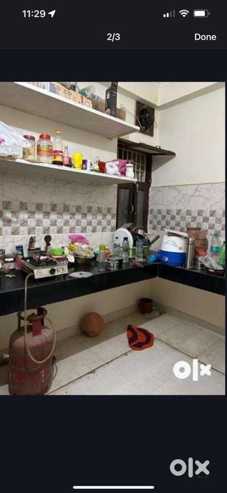 Female flatmate needed