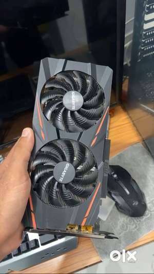 gigabyte rx 570 8gb graphic card used