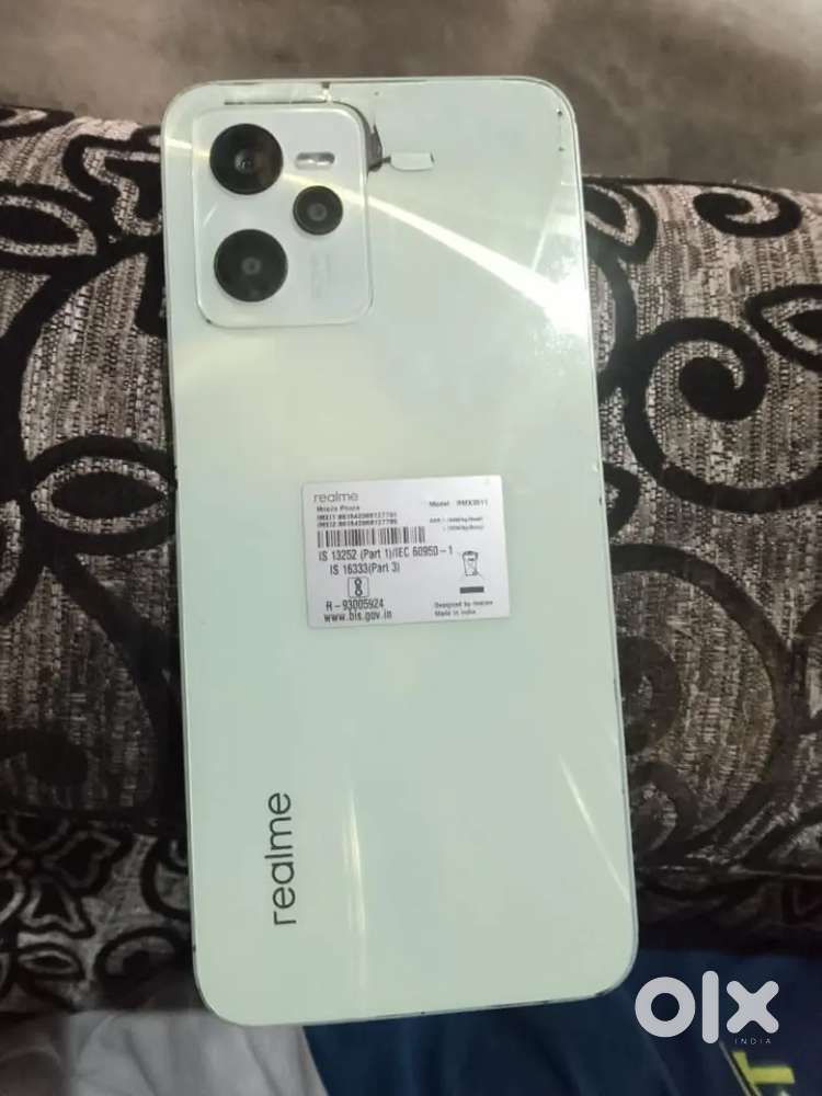 Realme c35