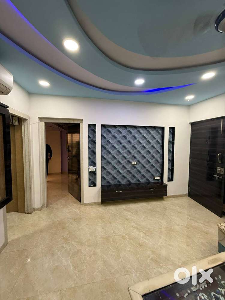 2 BHK FLAT ON RENT AT GREEN CREST BUILDING , ANDHERI WEST
