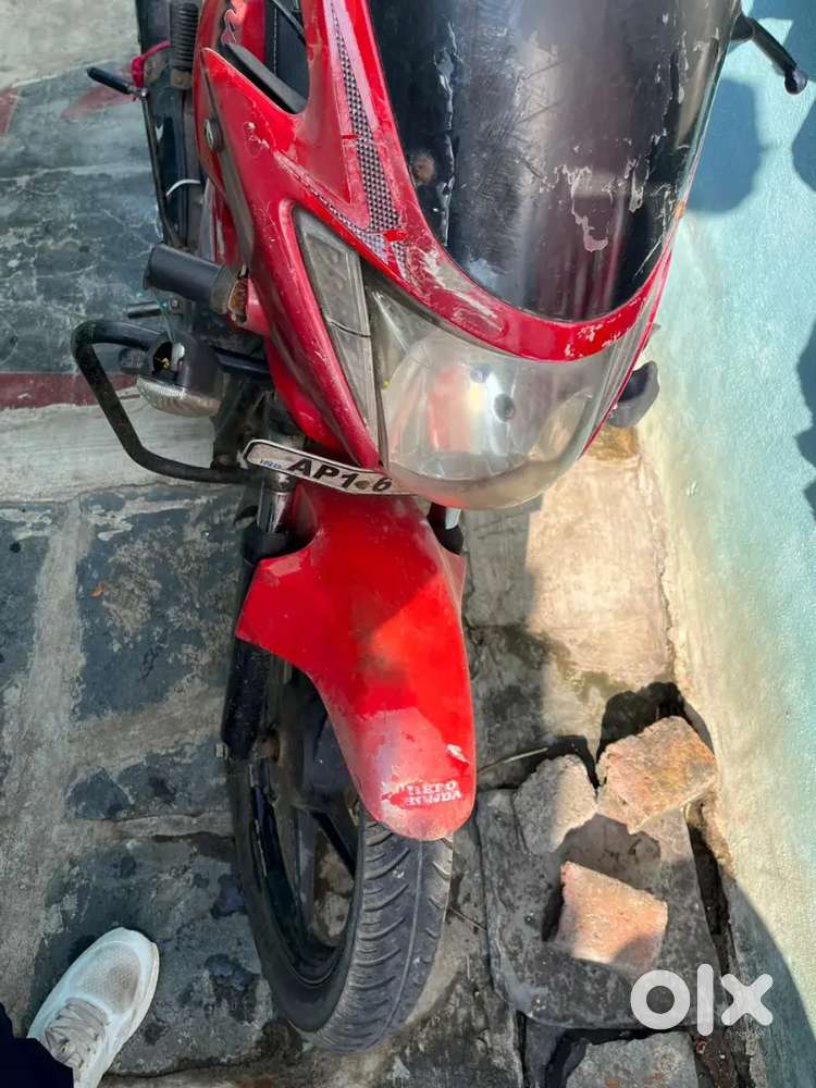 2011 model Glamour bike working condition