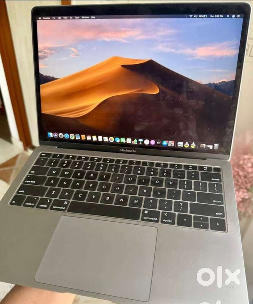 Macbook air 13.3 inch in top notch Condition