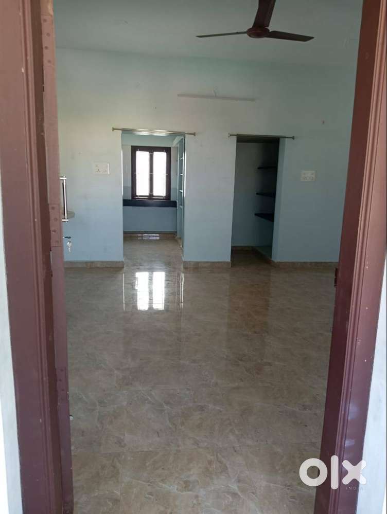 Located in PrimeArea of Indra nagar, 24/7 water,cctv