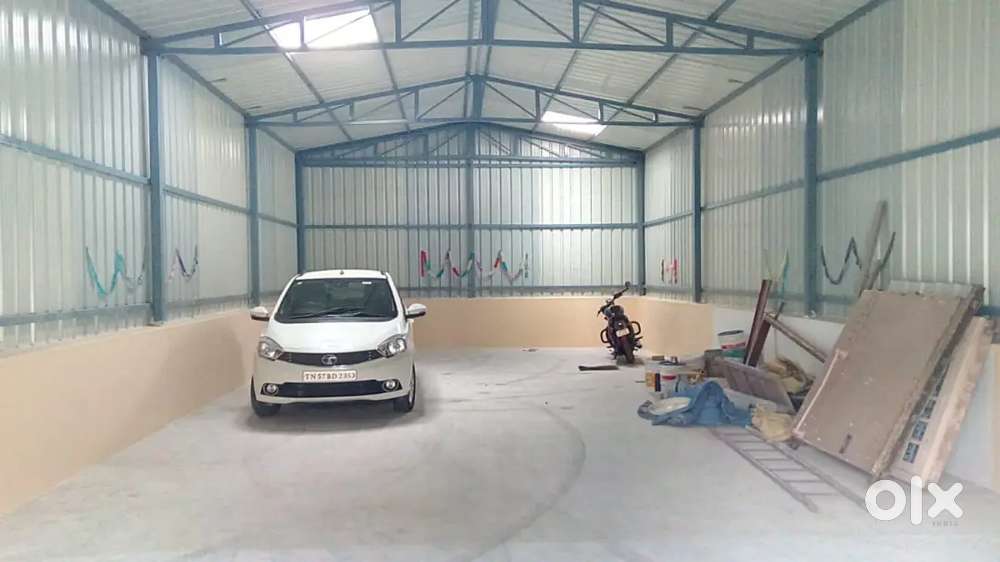 Godown for rent in main road