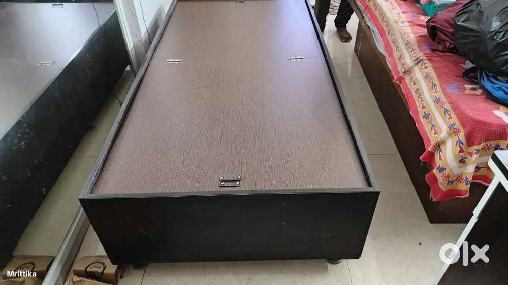 Single bed with storage