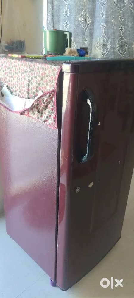 Fridge LG 5 star 185 litre full condition