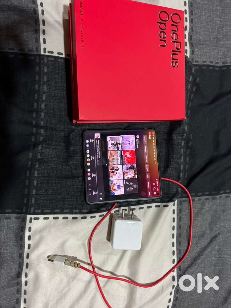 One plus open with bill and box new condition