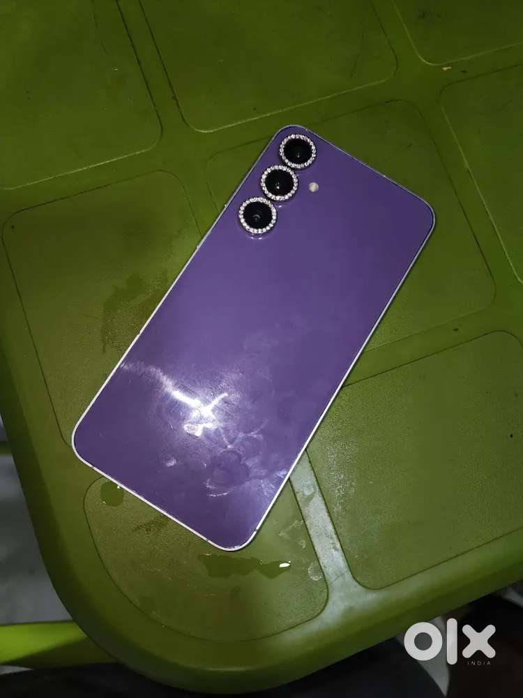 Samsung s23 fe 5g in superb condition