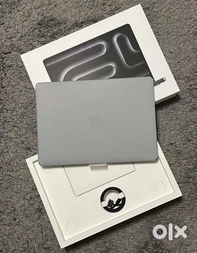 Apple MacBook Pro 16 (2023) -M3 Pro 12-Core, 18-Core GPU, 36GB RAM,