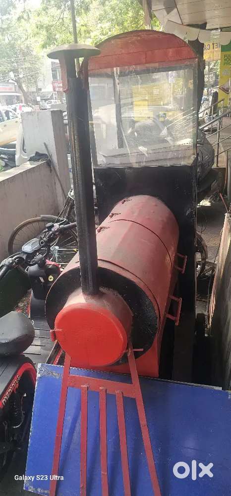 BARBIQUE TRAIN FOR SALE WITH GAS & ICE CREAM MACHINE