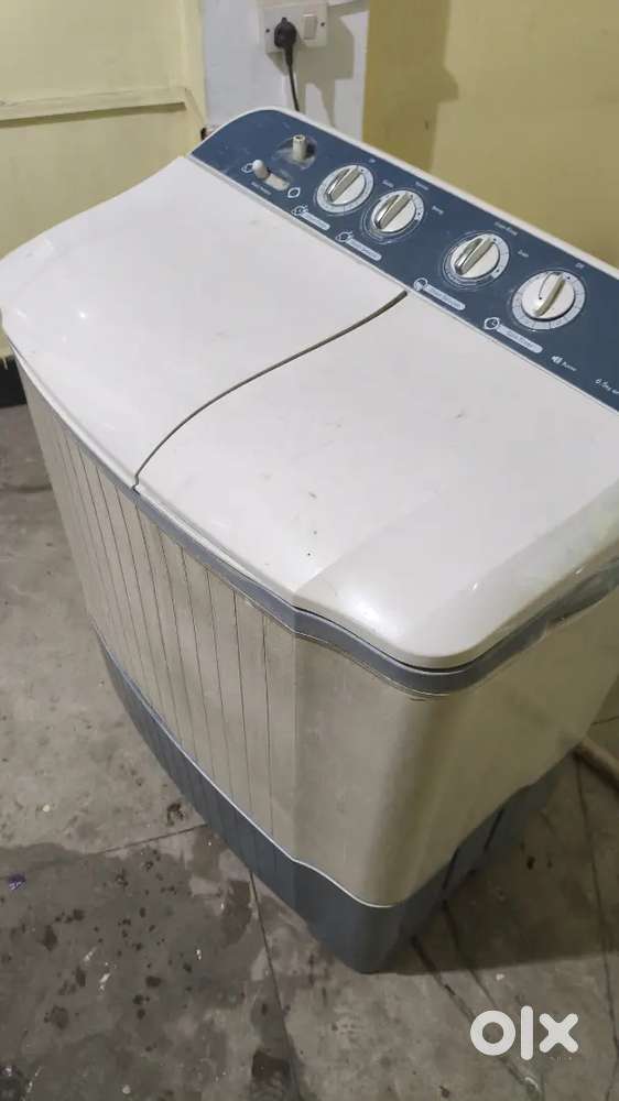 LG Washing machine semi automatic