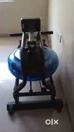 Premium water rower