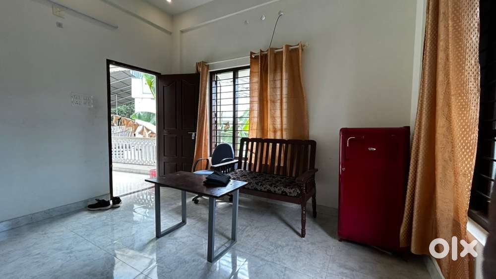 Fully Furnished 1BHK House for Rent Near Kazhakuttom Rs 11000