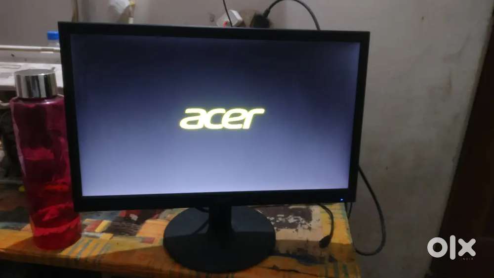 Acer monitor, vga cable, power cable
