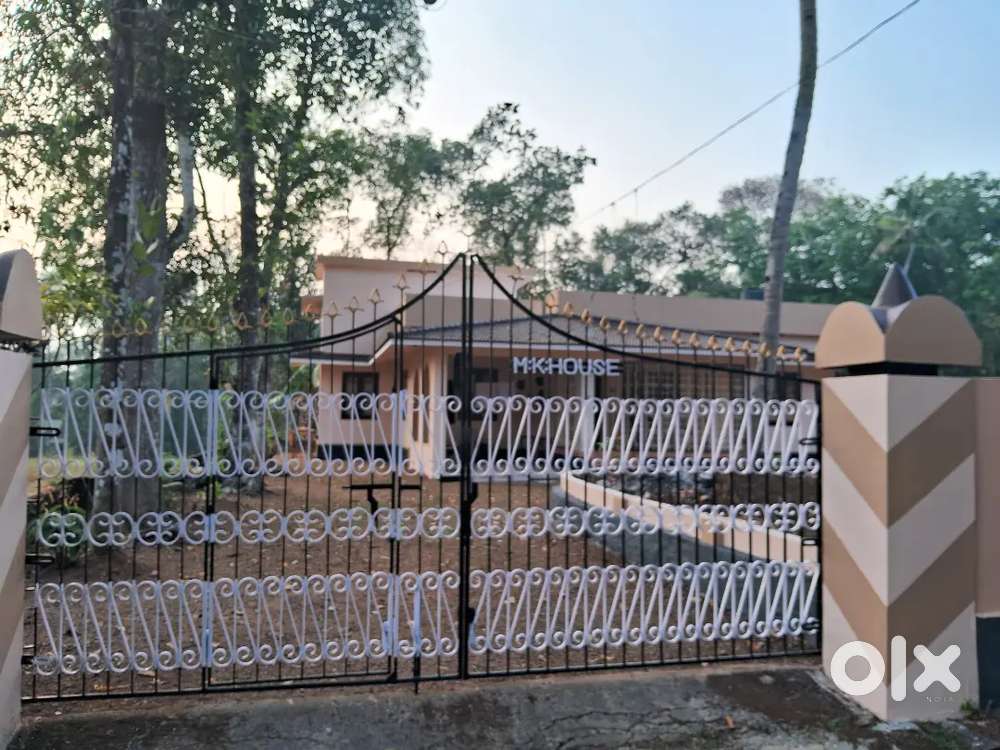 2 BHK, old house at Adoor