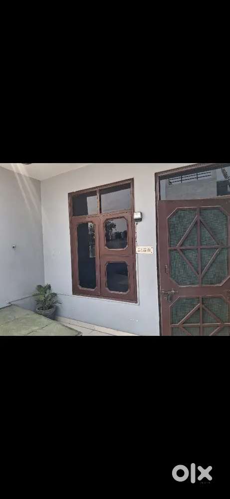 I have a room for rent