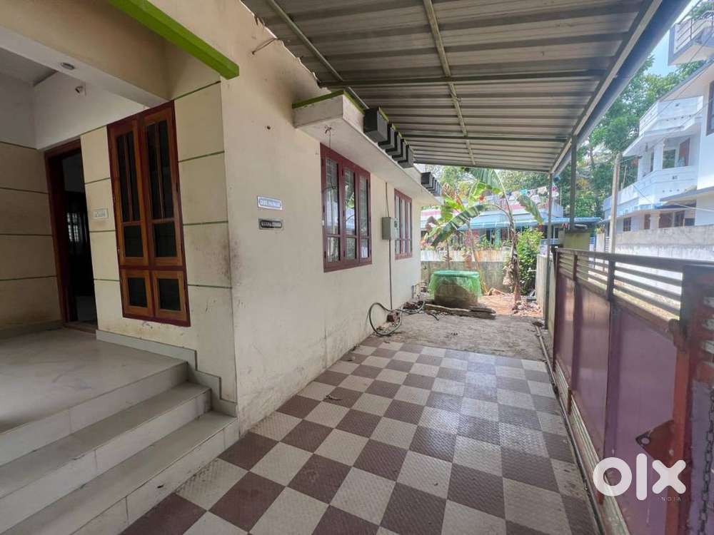 2 bhk house for Rs 28 lakhs 3.5 cents , near Pappanamcode