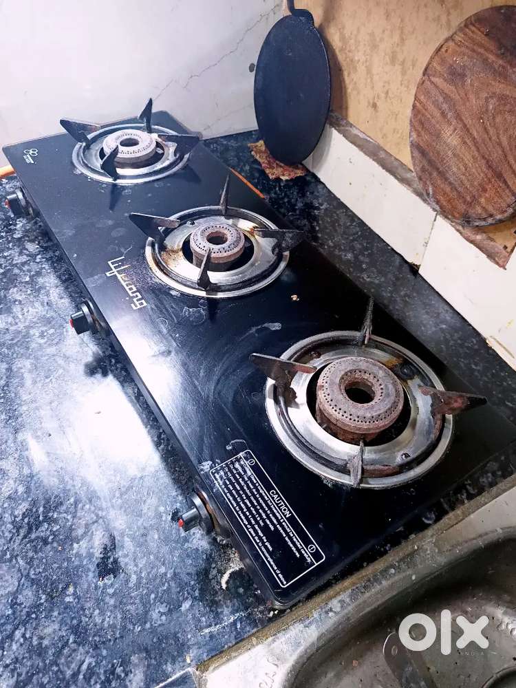 Lifelong 3 Burner Gas Stove – Good Working Condition