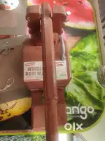 Wooden roti maker