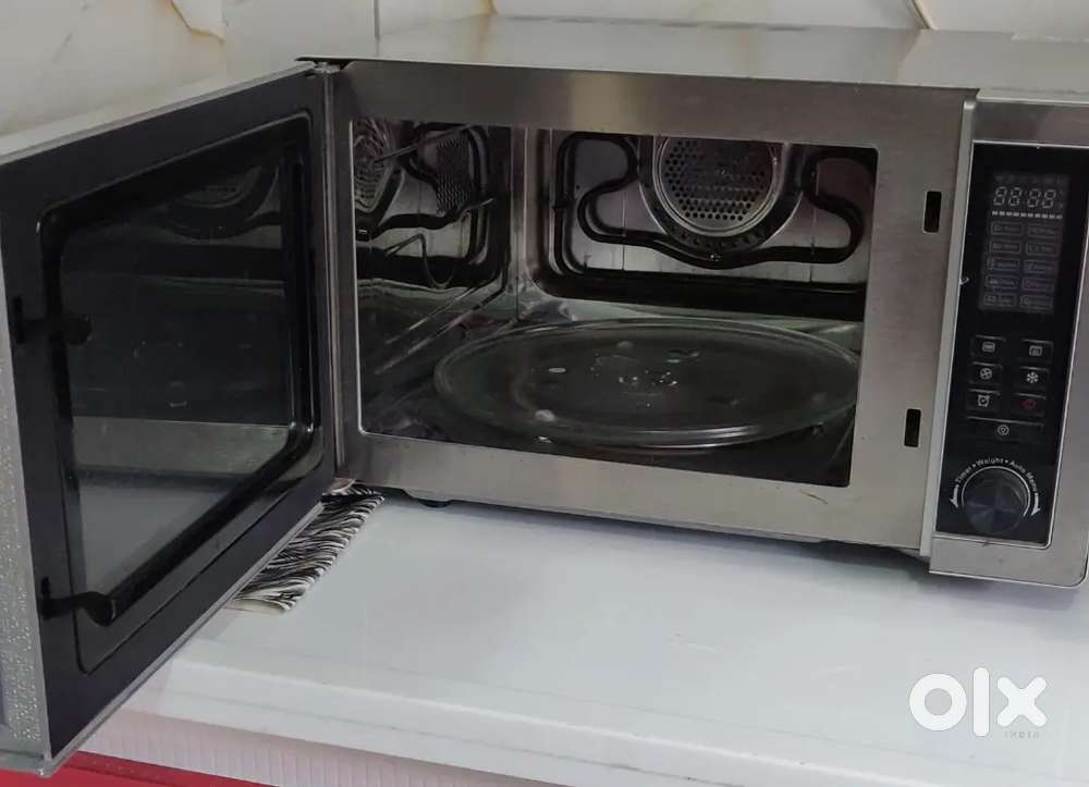 Bajaj 2504 ETC Microwave Top Condition