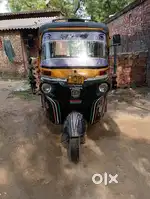 Bajaj maxima