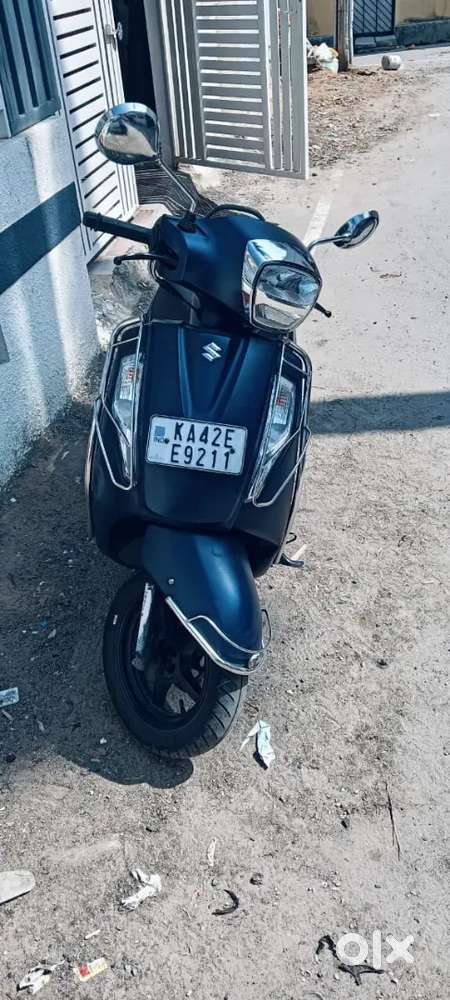 Very good condition all documents  showroom maintained single owner