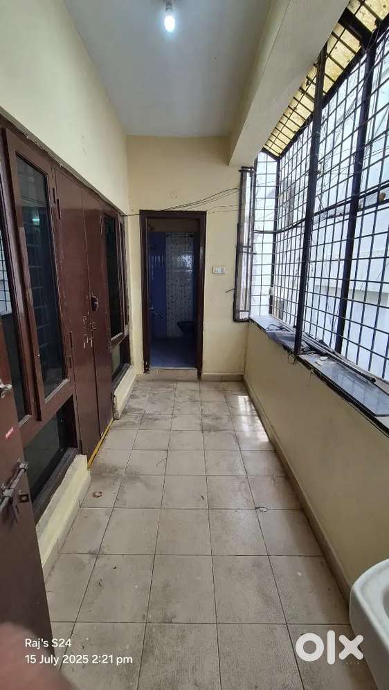 Spacious 1bhk for rent in Ameerpet & sr nagar