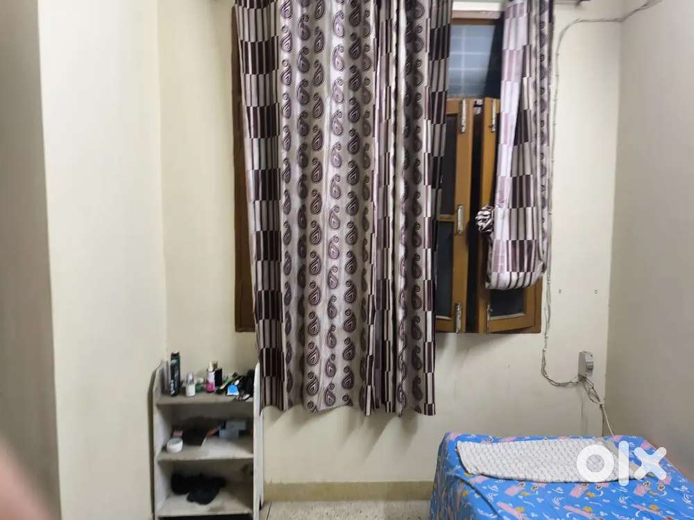 1 Room with Attached Bathroom