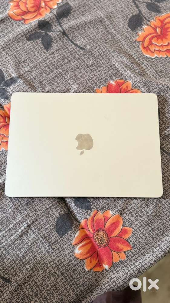 Macbook M2 for sale