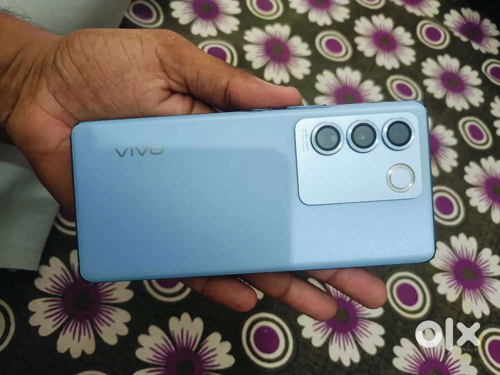 Vivo v27 pro 8+8 ram 128 storage