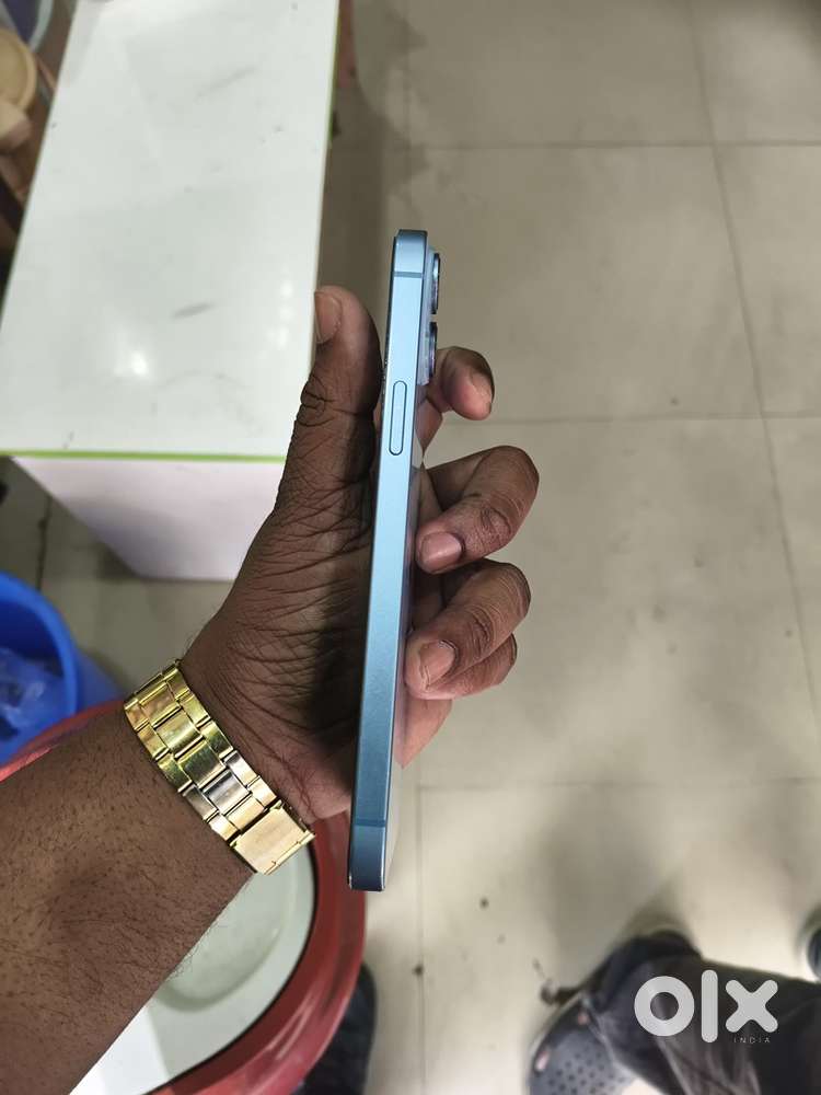 Iphone 14 plus Blue colour