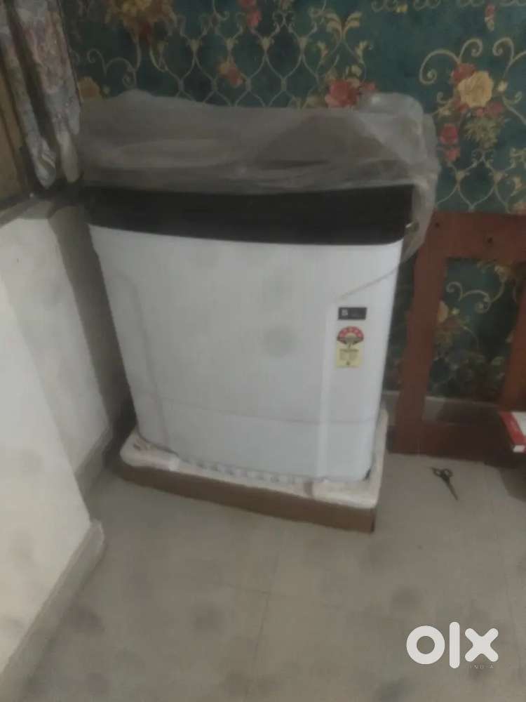 Godrej washing machine with box only two time use
