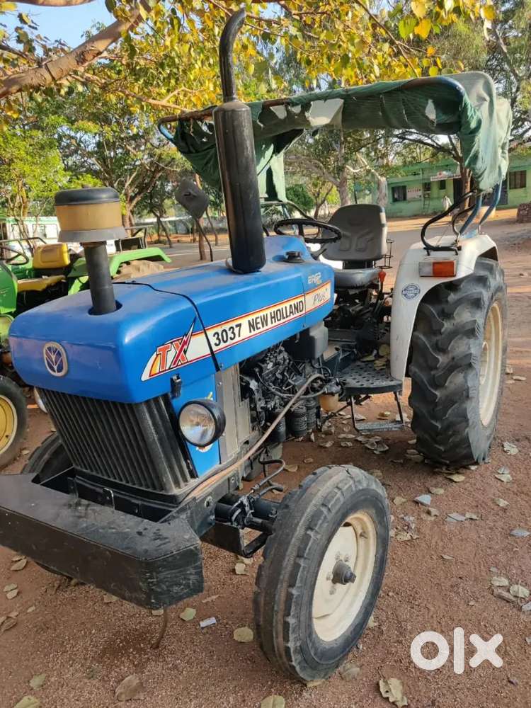 2019 model only 785km has been driven New holland 3037tx plus