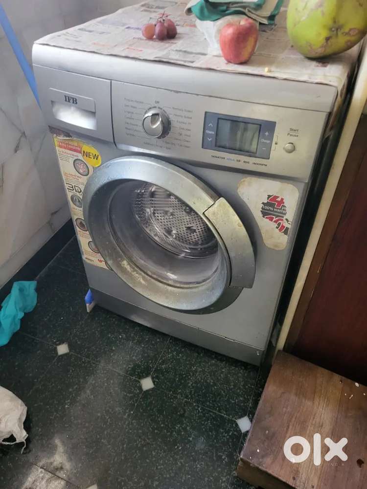 Wonderfully working 7 year old IFB washing machine