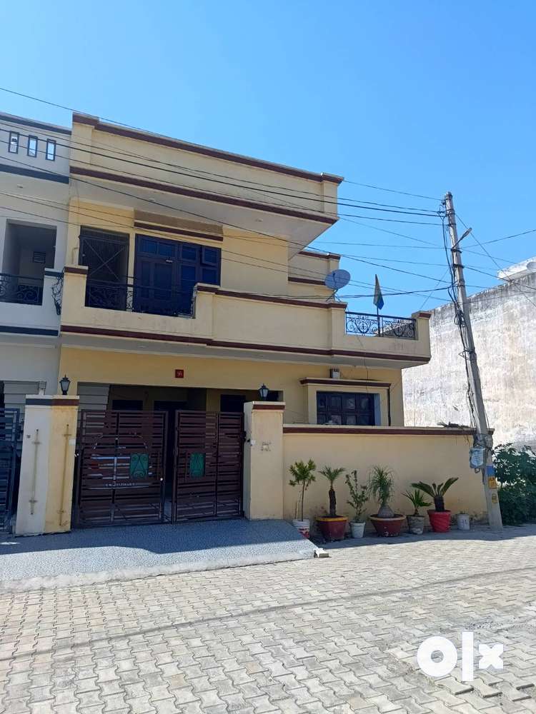 Three Room Apartment Available For Rent
