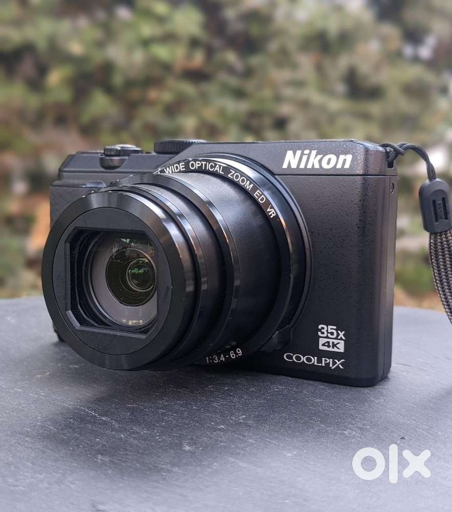 Nikon coolpix A900